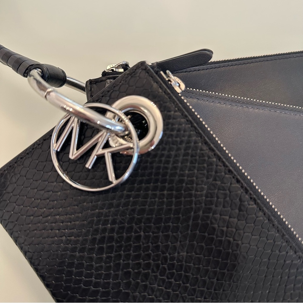 NWOT | Michael Kors | Jet Set Trio | Black / Charcoal Wristlet / Pouch / Clutch - Picture 5 of 16